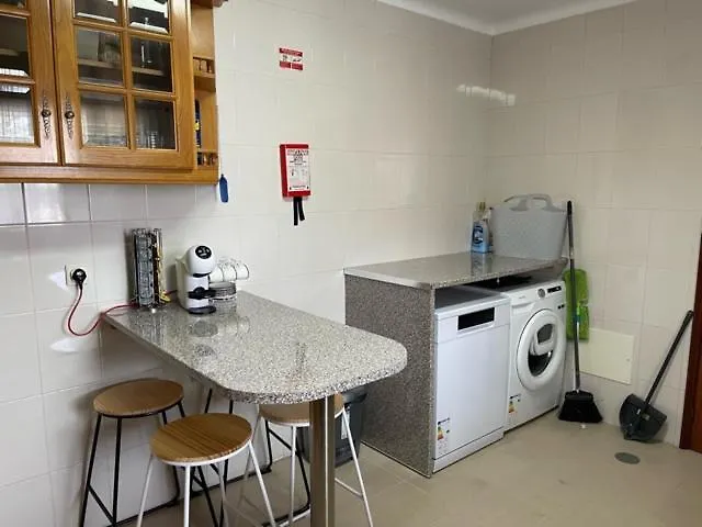 O Nosso Recanto Машику 0*,  Португалия